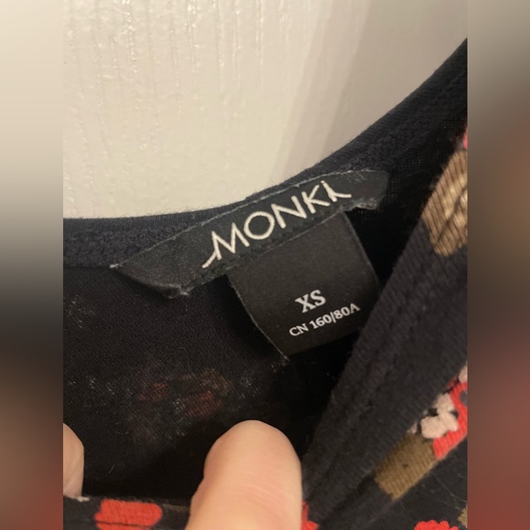 Excellent Condition Black Floral Bodysuit - Picture 3 of 4